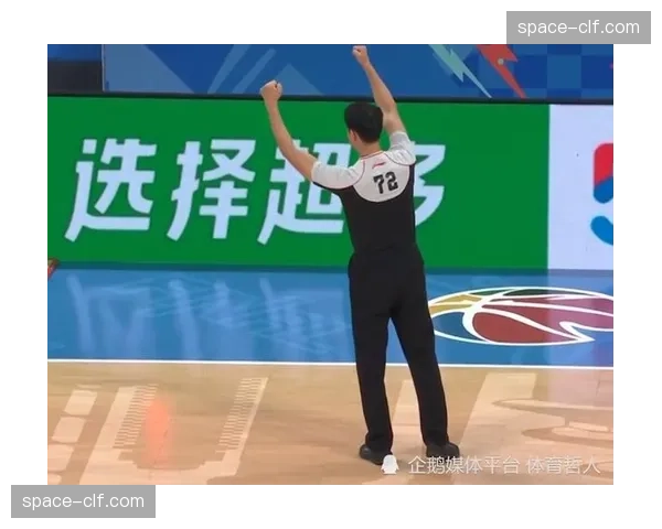 联赛纪律委员会追加处罚，规范教练员技术区违规行为